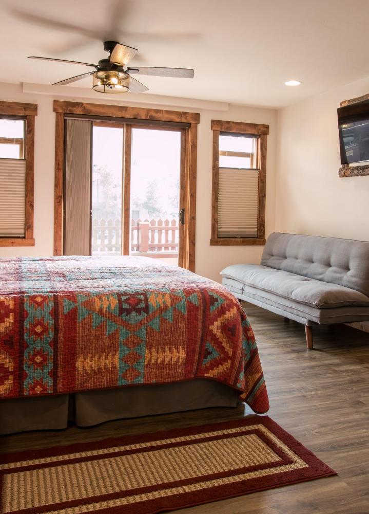 King Room with Mountain View interior